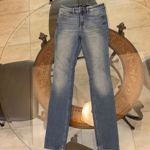 High rise/ super skinny/ Hollister/ denim jeans!!